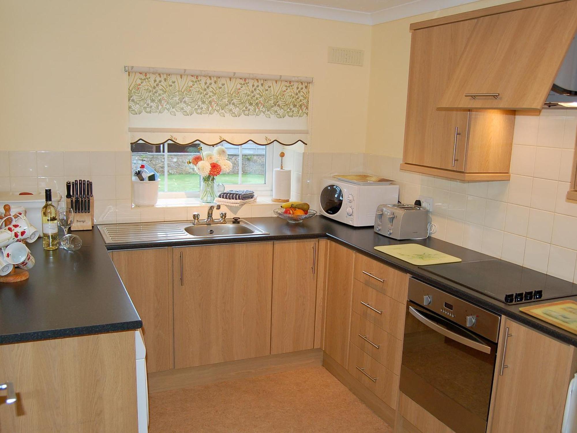 Cherry Cottage - 26913 Saint Issey 외부 사진